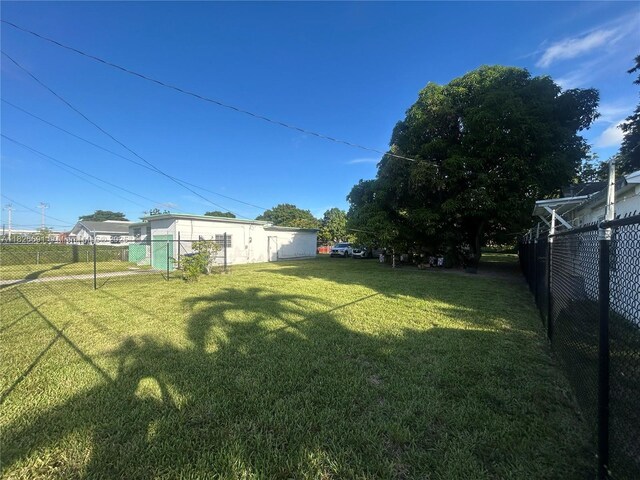 2944 NW 61st St, Miami, FL 33142 - photo 3