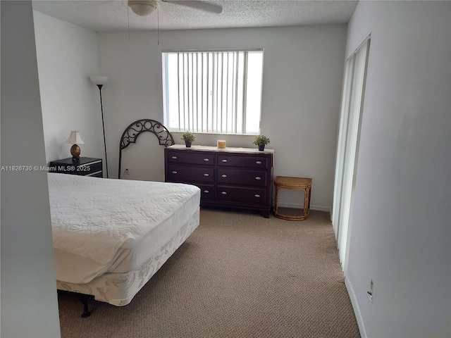 2640 S University Dr Unit 125, Davie, FL 33328 - bedroom with light carpet and ceiling fan