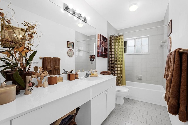 14783 SW 143rd Ter, Miami, FL 33196 - full bath featuring vanity, tile patterned floors, and shower / tub combo
