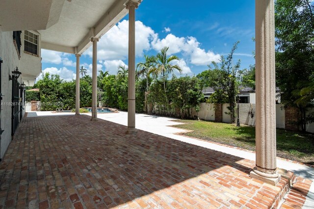 7235 S Prestwick Pl, Miami Lakes, FL 33014 - photo 38