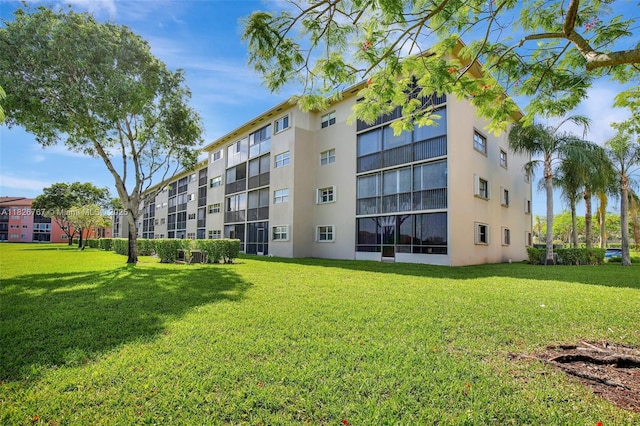 13800 SW 5th Ct Unit 101M, Pembroke Pines, FL 33027 - view of apartment building / complex