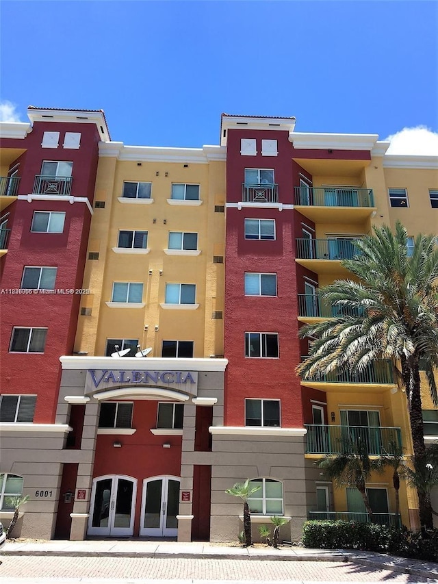 6001 SW 70th St Unit 324, South Miami, FL 33143 - view of apartment building / complex