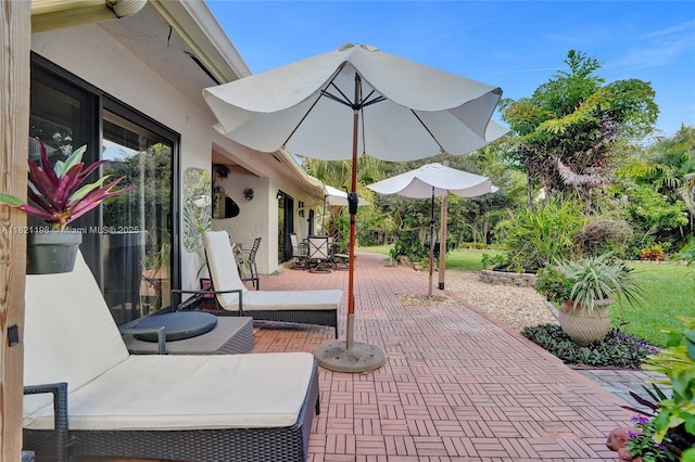 10030 SW 8th St, Pembroke Pines, FL 33025 - view of patio / terrace