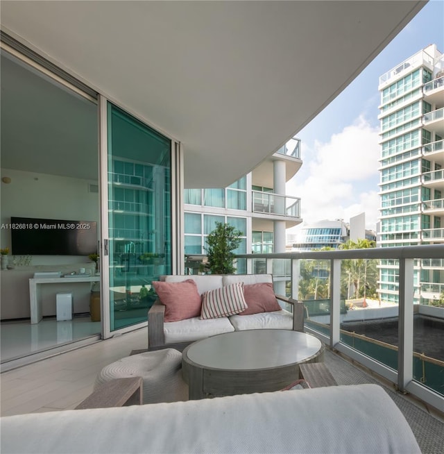 3131 NE 188th St Unit 2-605, Aventura, FL 33180 - view of balcony