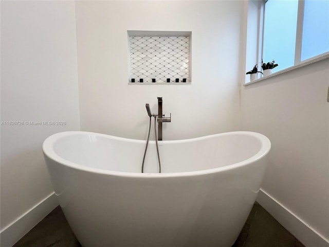 1732 SW 103rd Ln, Davie, FL 33324 - full bathroom featuring baseboards and a soaking tub