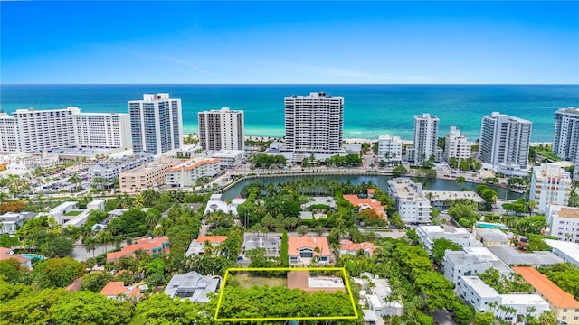 2525 Flamingo Pl, Miami Beach, FL 33140 - photo 1