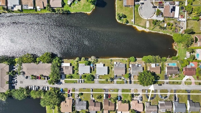 7307 SW 8th St, North Lauderdale, FL 33068 - aerial view of property's location featuring nearby suburban area and a large body of water