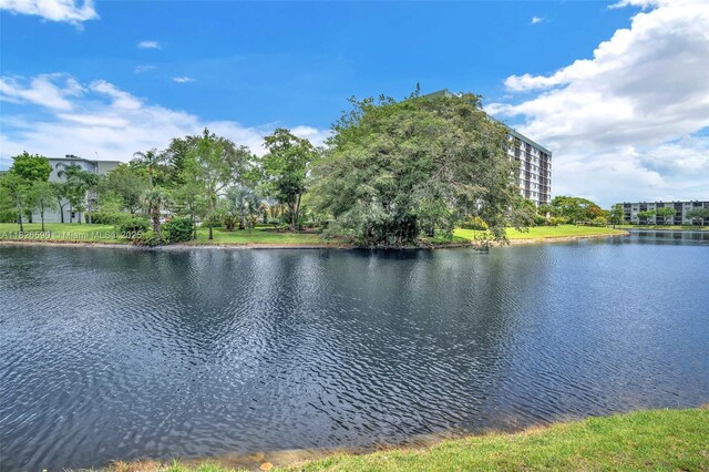 2311 S Cypress Bend Dr Unit 316B, Pompano Beach, FL 33069 - photo 37