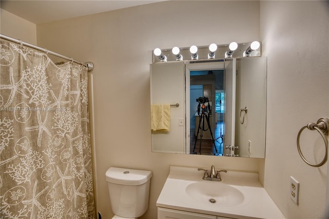 6286 Chasewood Dr Unit G, Jupiter, FL 33458 - full bath featuring vanity and a shower with curtain