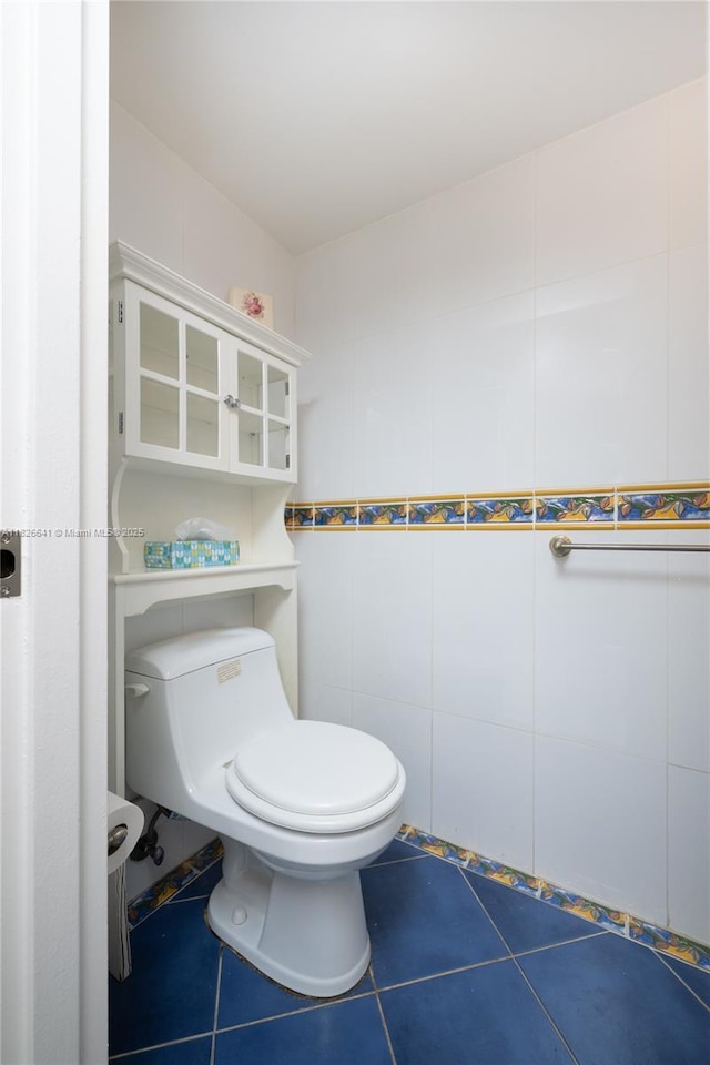 2030 S Ocean Dr Unit 227, Hallandale Beach, FL 33009 - bathroom with toilet and tile patterned floors