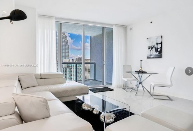 475 Brickell Ave Unit 4310, Miami, FL 33131 - photo 3