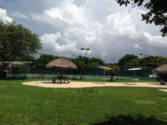 7322 SW 134th Pl, Miami, FL 33183 - view of home's community featuring a tennis court and a gazebo
