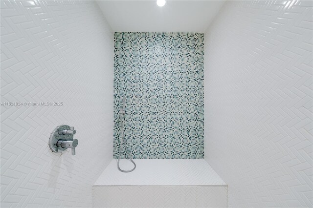 888 S Douglas Rd Unit 115, Coral Gables, FL 33134 - bathroom view of a tile shower