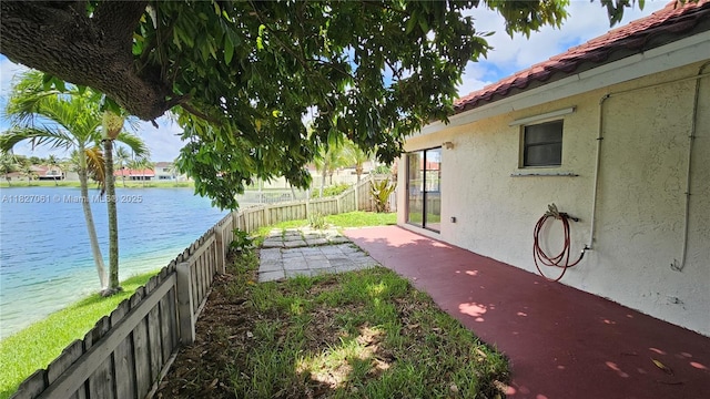 1105 San Remo Cir, Homestead, FL 33035 - fenced backyard featuring a water view