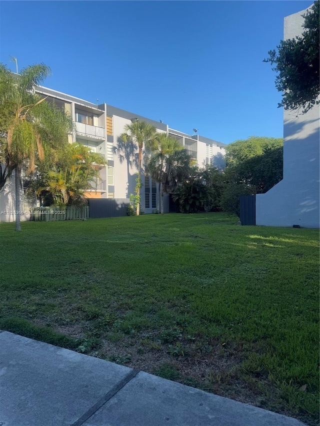 8821 W Flagler St Unit 108, Miami, FL 33174 - view of grassy yard