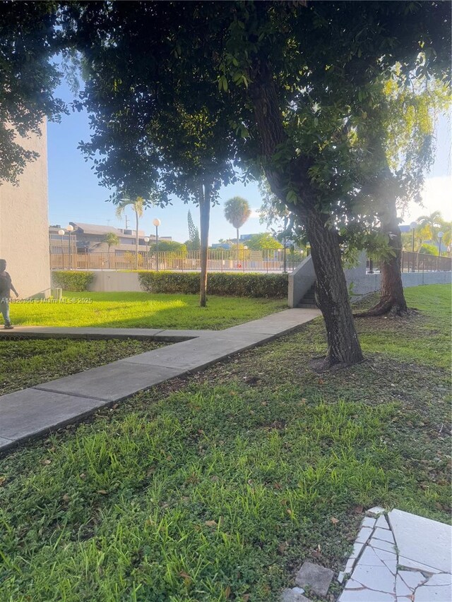 8821 W Flagler St Unit 108, Miami, FL 33174 - view of yard