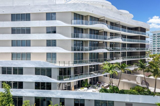 1135 103rd St Unit 408, Bay Harbor Islands, FL 33154 - view of apartment building / complex