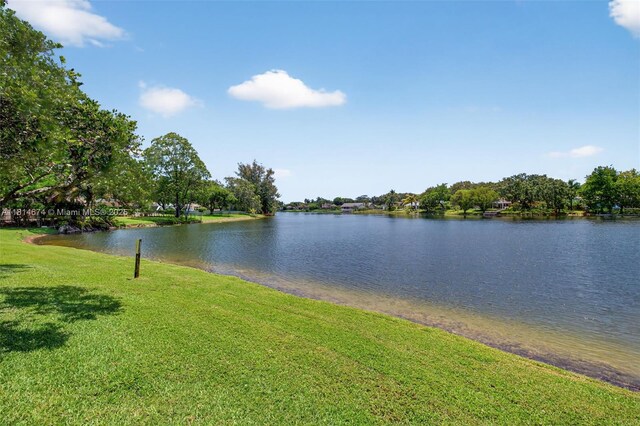 1860 SW 53rd Ave, Plantation, FL 33317 - photo 16