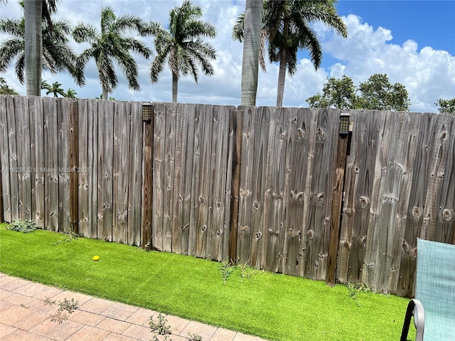 134 NE 23rd Ter, Homestead, FL 33033 - view of yard