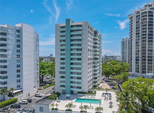 5 Island Ave Unit 6A, Miami Beach, FL 33139 - view of building exterior with a view of city