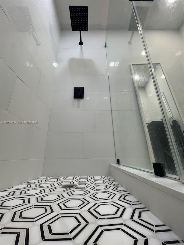 759 NE 87th St, Miami, FL 33138 - full bathroom featuring tiled shower