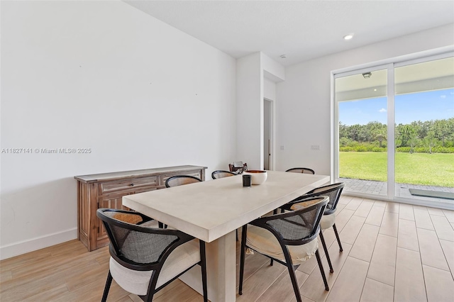 20161 SE Bridgewater Dr, Jupiter, FL 33458 - dining space with light wood-style floors and recessed lighting
