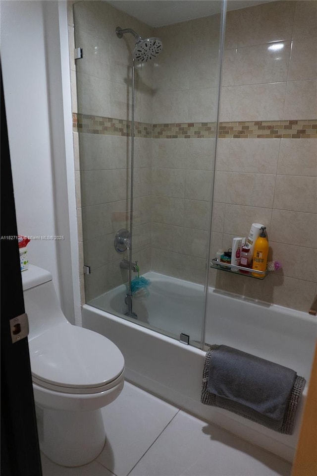 8215 SW 152nd Ave Unit G-307, Miami, FL 33193 - bathroom with toilet and enclosed tub / shower combo