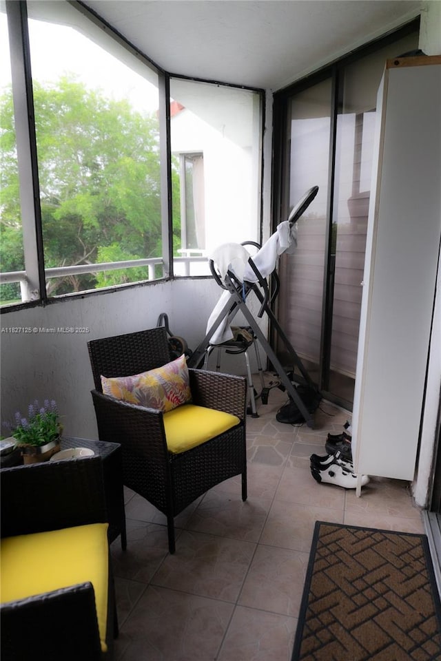 8215 SW 152nd Ave Unit G-307, Miami, FL 33193 - view of sunroom / solarium