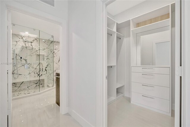 306 Plymouth Rd, West Palm Beach, FL 33405 - view of walk in closet