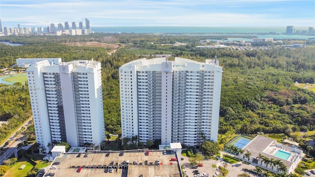 14951 Royal Oaks Ln Unit 908, North Miami, FL 33181 - view of urban area featuring a forest