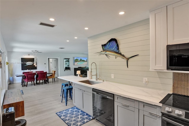 1555 NE 35th St, Oakland Park, FL 33334 - photo 7
