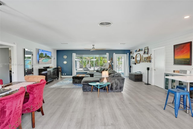 1555 NE 35th St, Oakland Park, FL 33334 - photo 11