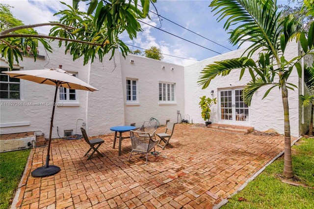 1210 Genoa St, Coral Gables, FL 33134 - view of patio