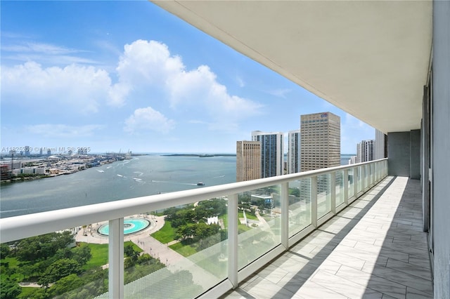 50 Biscayne Blvd Unit 3002, Miami, FL 33132 - balcony with a view of city and a water view