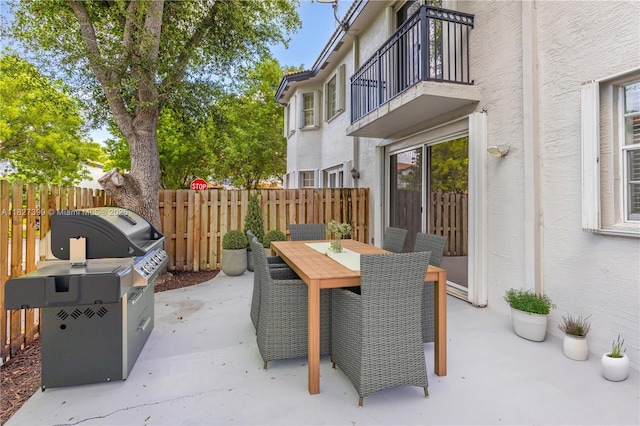 8122 SW 119th Ct Unit 8122, Miami, FL 33183 - patio / terrace with a patio area, outdoor dining area, and grilling area