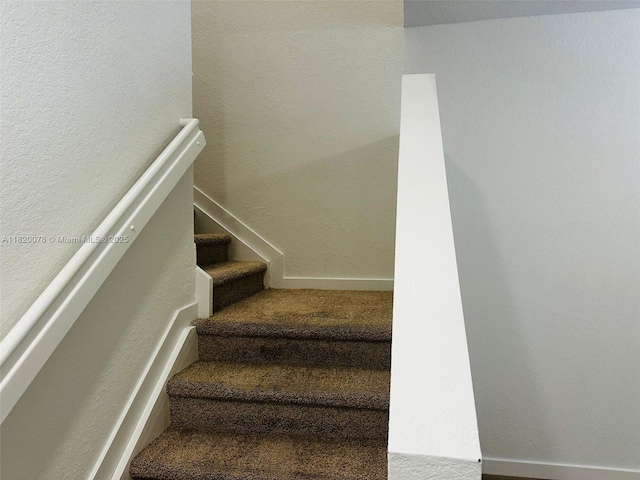 1672 SE 8th Ave, Homestead, FL 33034 - view of stairs