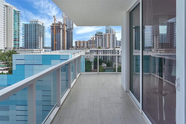 600 NE 27th St Unit 1105, Miami, FL 33137 - balcony featuring a city view