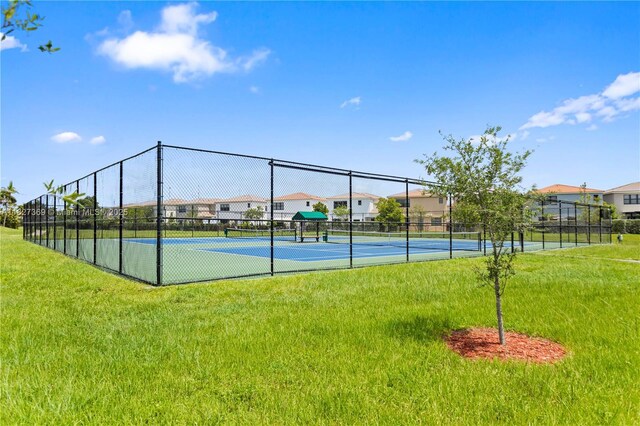 878 NE 191st St, Miami, FL 33179 - photo 53