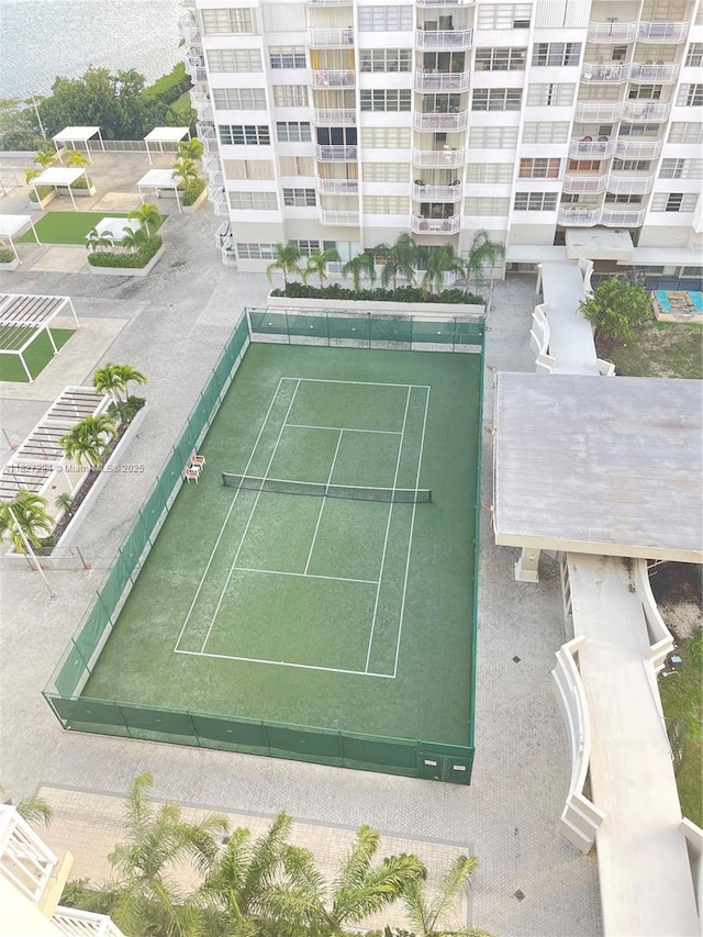 18071 Biscayne Blvd Unit 802, Aventura, FL 33160 - view of tennis court