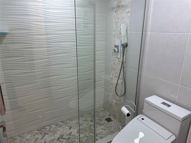 300 Bayview Dr Unit 1009, Sunny Isles Beach, FL 33160 - full bathroom with walk in shower and toilet
