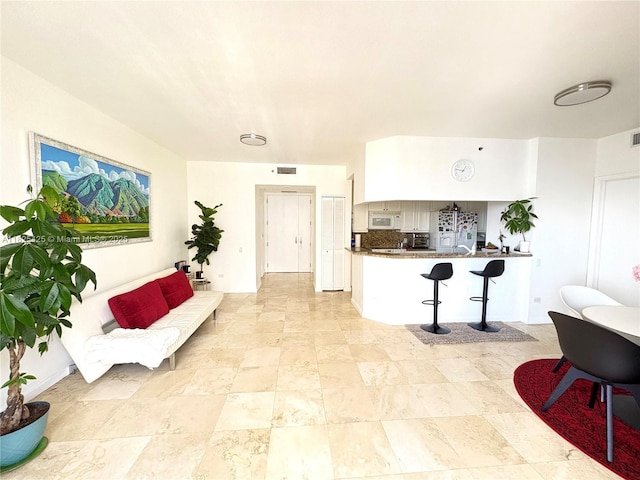 808 Brickell Key Dr Unit 1103, Miami, FL 33131 - view of living room