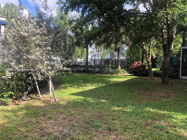 2326 SW 82nd Ter, North Lauderdale, FL 33068 - view of grassy yard