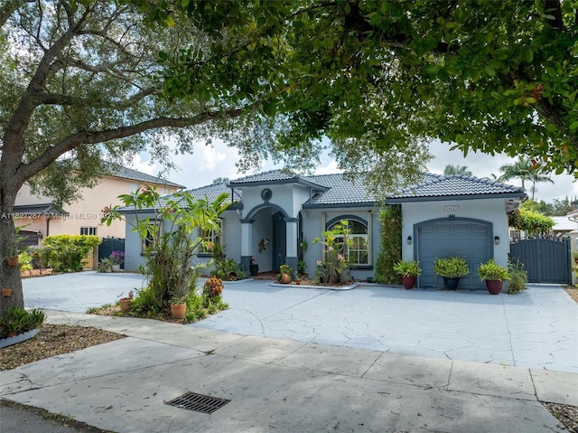 16523 NW 77th Path, Miami Lakes, FL 33016 - photo 1