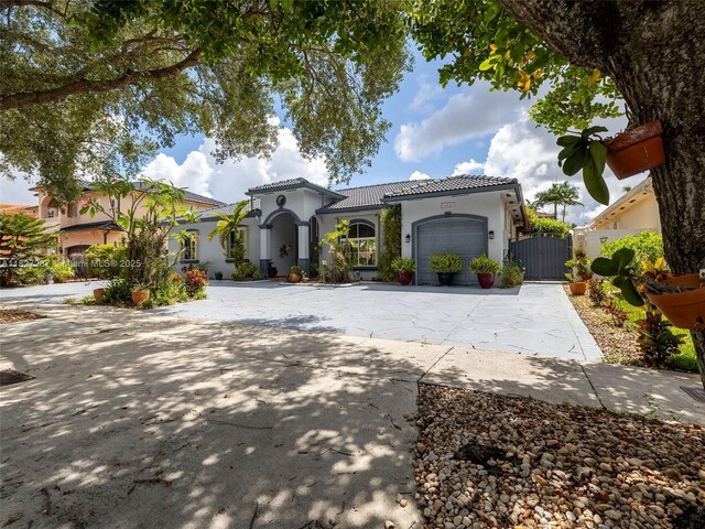 16523 NW 77th Path, Miami Lakes, FL 33016 - photo 5