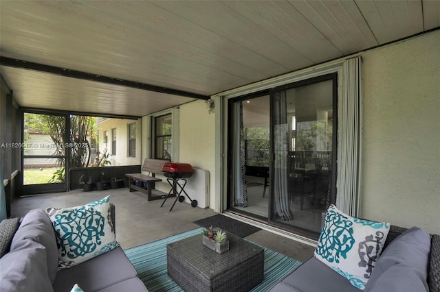 4947 NW 91st Ter, Sunrise, FL 33351 - sunroom featuring outdoor lounge area