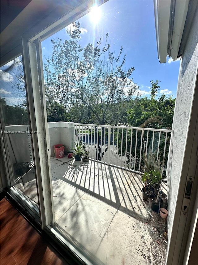 11185 SW 6th St Unit 303, Pembroke Pines, FL 33025 - view of balcony