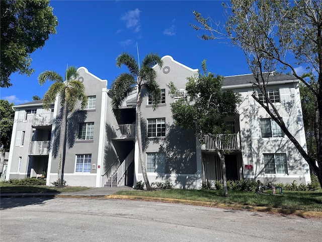 11185 SW 6th St Unit 303, Pembroke Pines, FL 33025 - view of apartment building / complex