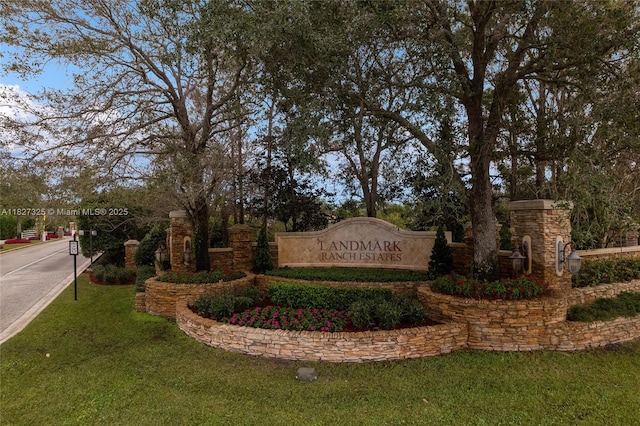16825 Berkshire Ct, Southwest Ranches, FL 33331 - community sign featuring a yard