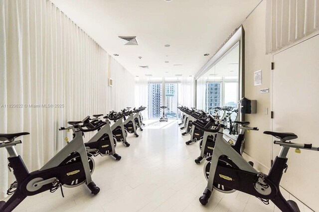 485 Brickell Ave Unit 2009, Miami, FL 33131 - photo 34