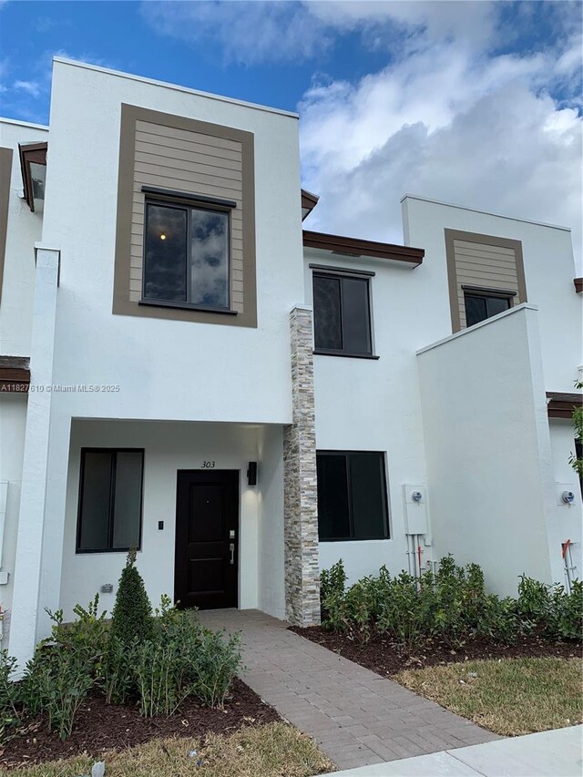303 NE 208th Ter, Miami, FL 33179 - photo 2
